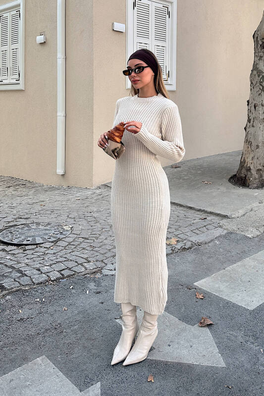 Bej Bria Bisiklet Yaka Kadın Kalın Triko Midi Elbise - SWİST (2)