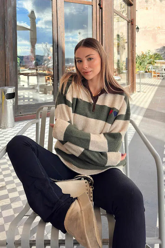 Haki Polo Yaka Garnili Kalın Çizgili Kalp Nakışlı Kadın Triko Kazak - SWİST (2)