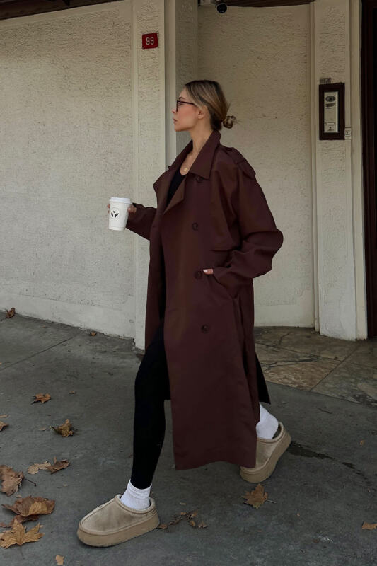 Kahverengi Oversize Kuşaklı Kruvaze Yaka Apoletli Kadın Midi Trençkot - SWİST (2)