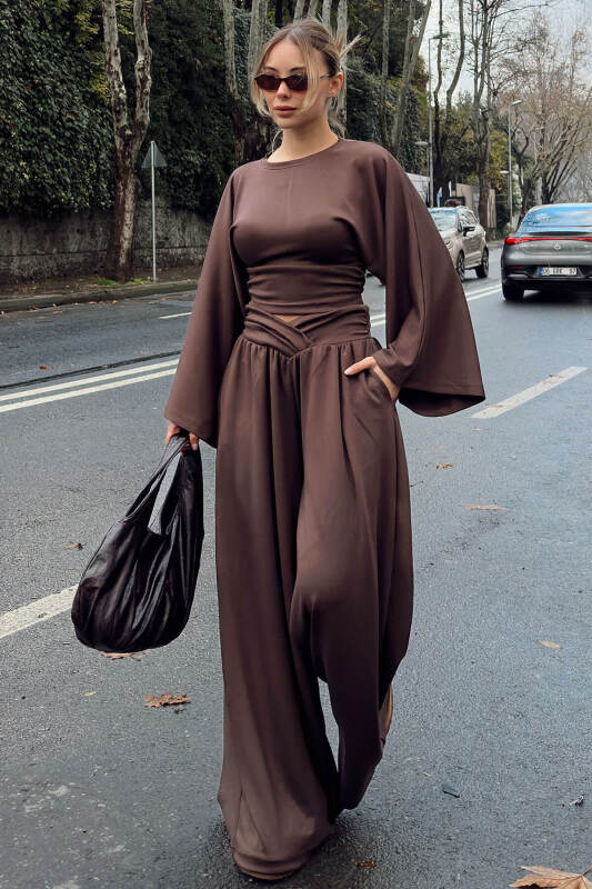 Kahverengi Yarasa Kol Crop Bel Detay Bol Paça Pantolon Kadın Alt Üst Takım - SWİST