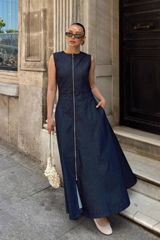 Lacivert Tam Fermuarlı Sıfır Kol Kadın Denim Midi Elbise - SWİST (2)