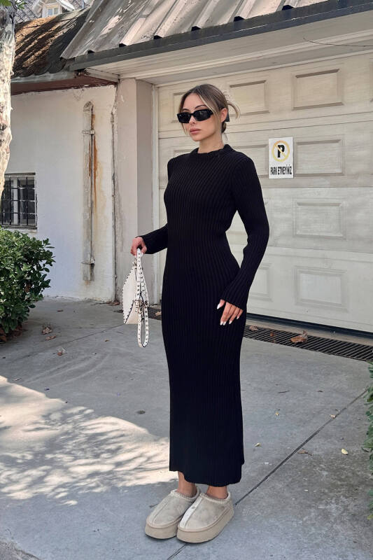 Siyah Bria Bisiklet Yaka Kadın Kalın Triko Midi Elbise - SWİST (2)