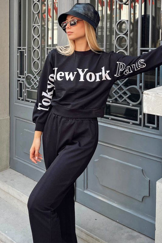 Siyah Önü Ve Kolları Baskılı Kadın Crop Sweatshirt - SWİST