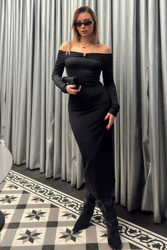 Siyah Toka Detaylı Madonna Yaka Uzun Kollu Kadın Sandy Midi Elbise - SWİST