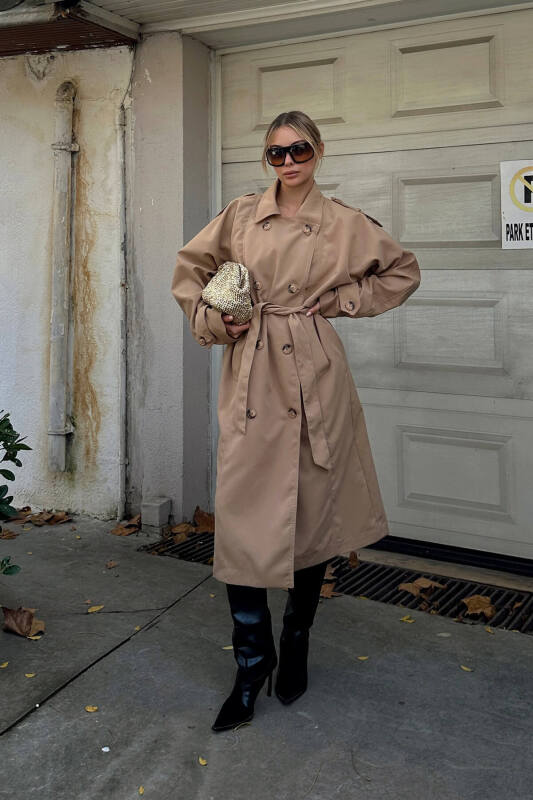 Vizon Oversize Kuşaklı Kruvaze Yaka Apoletli Kadın Midi Trençkot - SWİST (2)