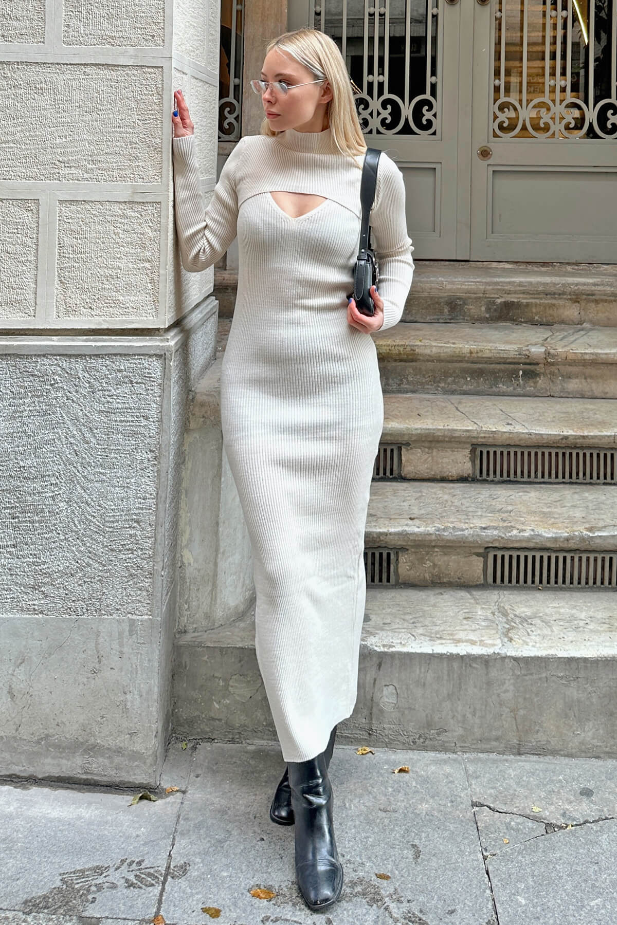 Bej Askılı ve Uzun Kol Crop Kadın Triko Midi Elbise - 1