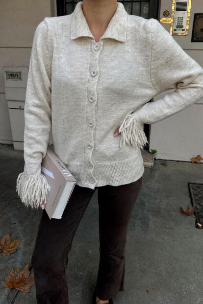 Bej Kol Ucu Püskül Detay Polo Yaka Kadın Triko Hırka - 4