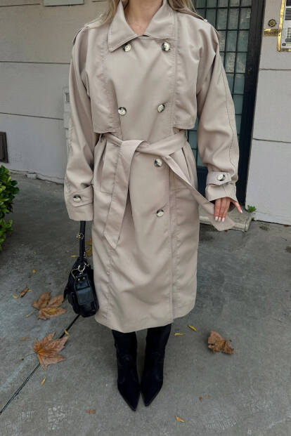 Bej Oversize Kuşaklı Kruvaze Yaka Apoletli Kadın Midi Trençkot - 4