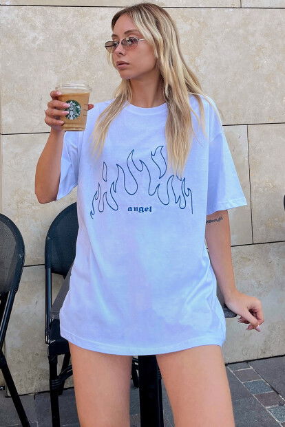 Beyaz Angel Baskılı Oversize Kadın Tshirt - 3