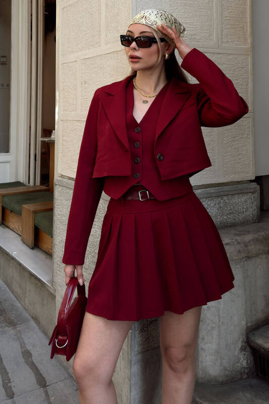 Bordo Blazer Crop Ceket-Yelek- Kemerli Pileli Mini Şort Etek 3’lü Dokuma Kadın Takım - SWİST