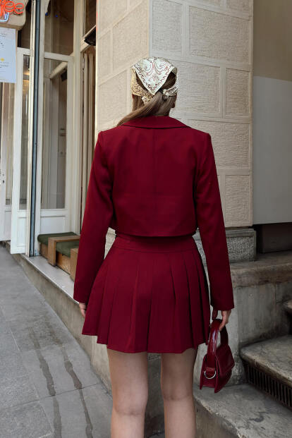 Bordo Blazer Crop Ceket-Yelek- Kemerli Pileli Mini Şort Etek 3’lü Dokuma Kadın Takım - 5