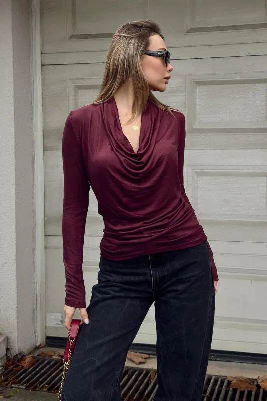 Bordo Dökümlü Degaje Yaka Uzun Kol Kadın Bluz - SWİST (1)