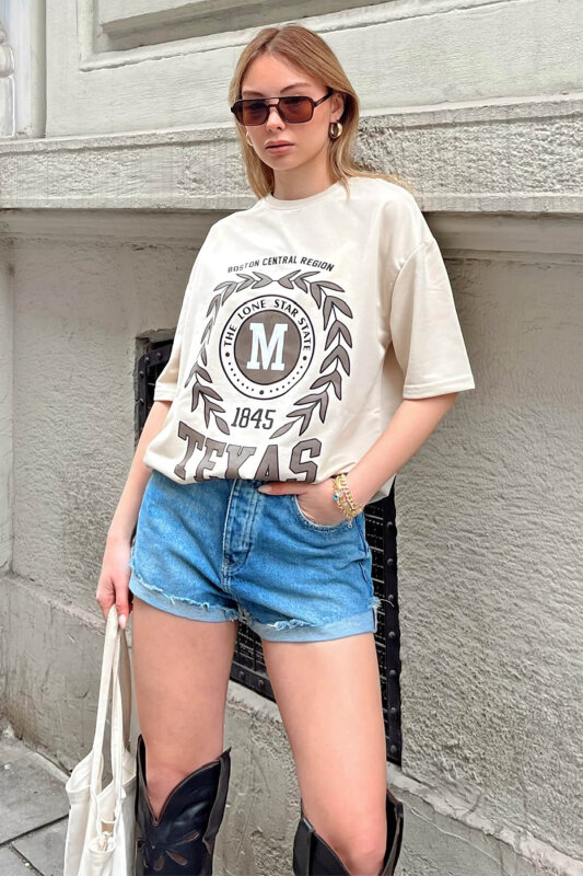 Bej Texas Baskılı Oversize Kadın Tshirt - SWİST