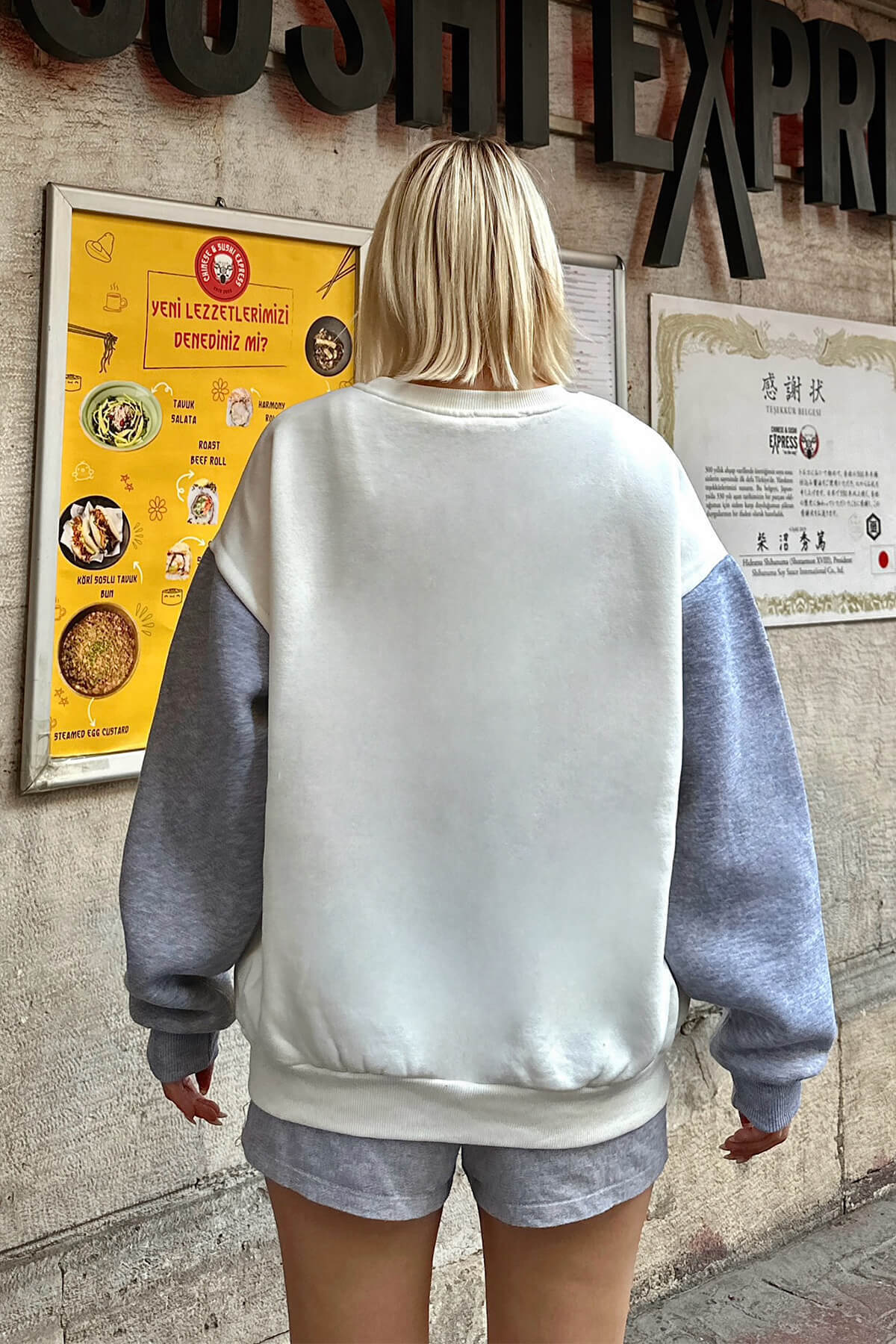 Beyaz Gri Garnili K Nakışlı İçi Pamuklu Kadın Sweatshirt - 5