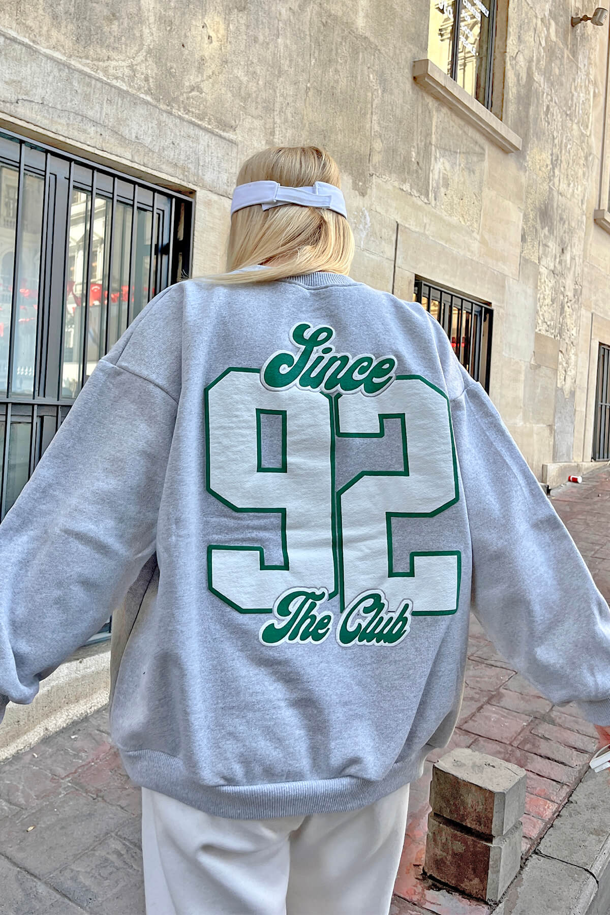 Gri 92 Ön Arka Baskılı İçi Pamuklu Kadın Sweatshirt - 5