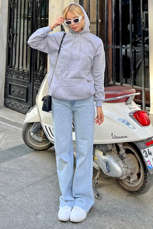 Gri Kapüşonlu İçi Pamuklu Kadın Basic Sweatshirt - SWİST