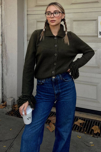 Haki Kol Ucu Püskül Detay Polo Yaka Kadın Triko Hırka 