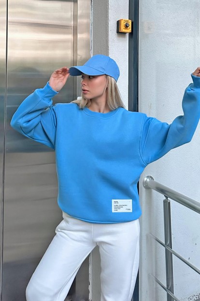 Mavi Sırt Fermuar Detaylı Armalı Bisiklet Yaka İçi Polarlı Kadın Sweatshirt - 3