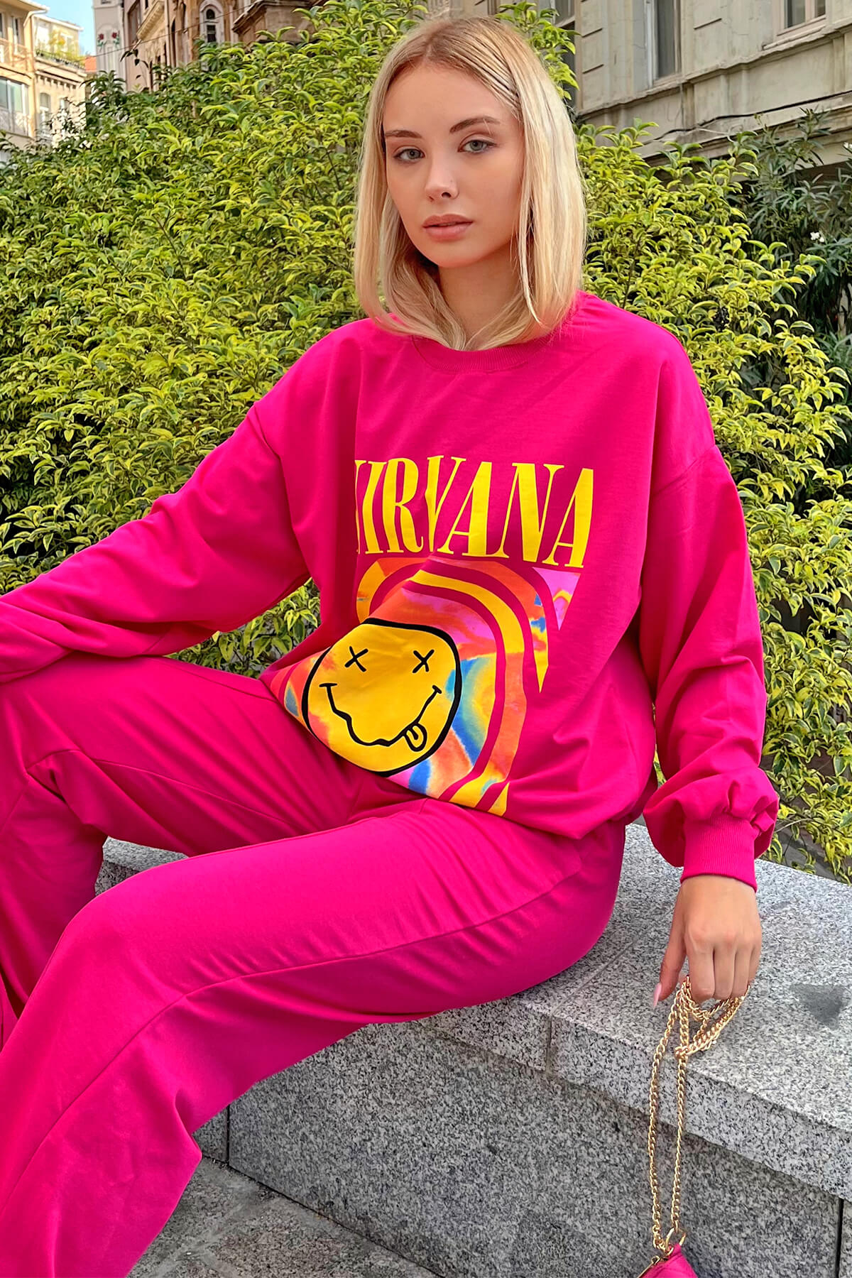 Pembe Nirvana Baskılı Bisiklet Yaka Kadın Sweatshirt - 2