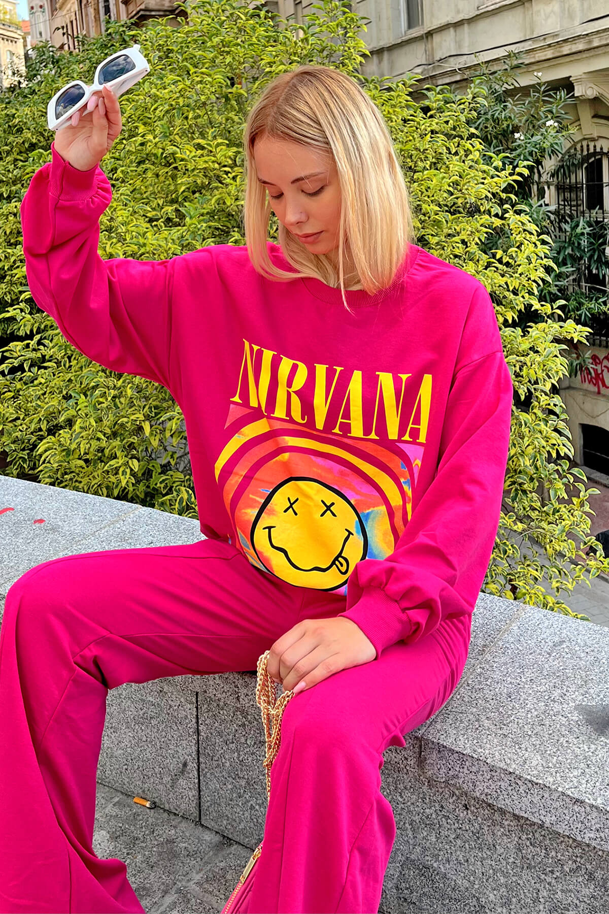 Pembe Nirvana Baskılı Bisiklet Yaka Kadın Sweatshirt - 4