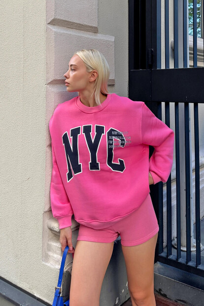 Pembe Season Nyc Baskılı İçi Pamuklu Kadın Sweatshirt - 3