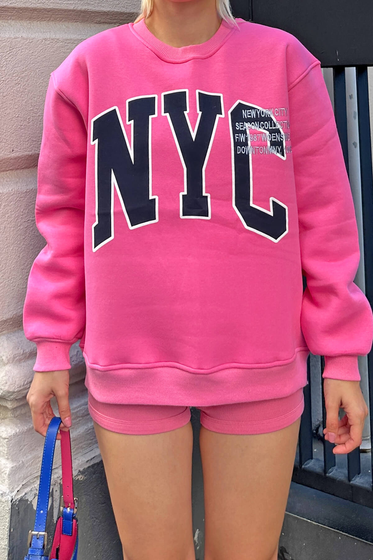 Pembe Season Nyc Baskılı İçi Pamuklu Kadın Sweatshirt - 4