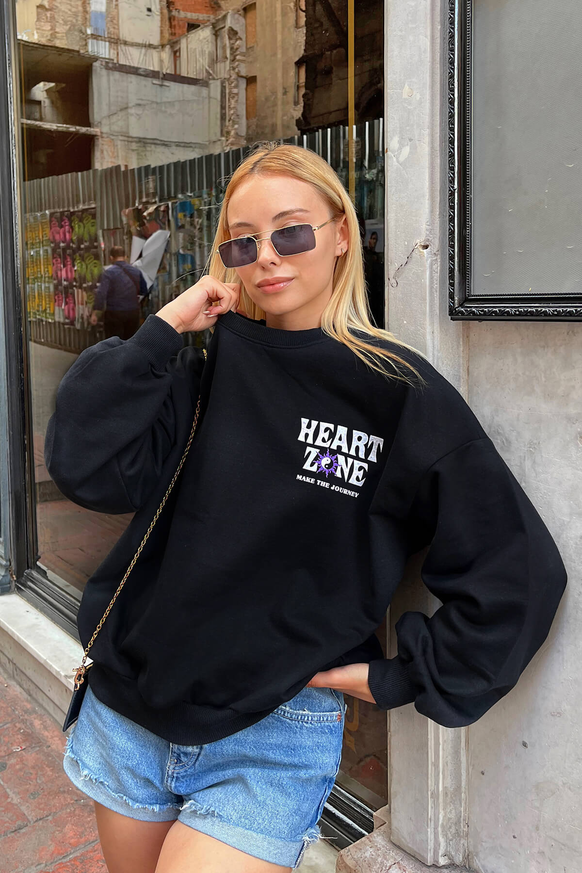 Siyah Heart Zone Ön ve Arka Baskılı Kadın Sweatshirt - 2