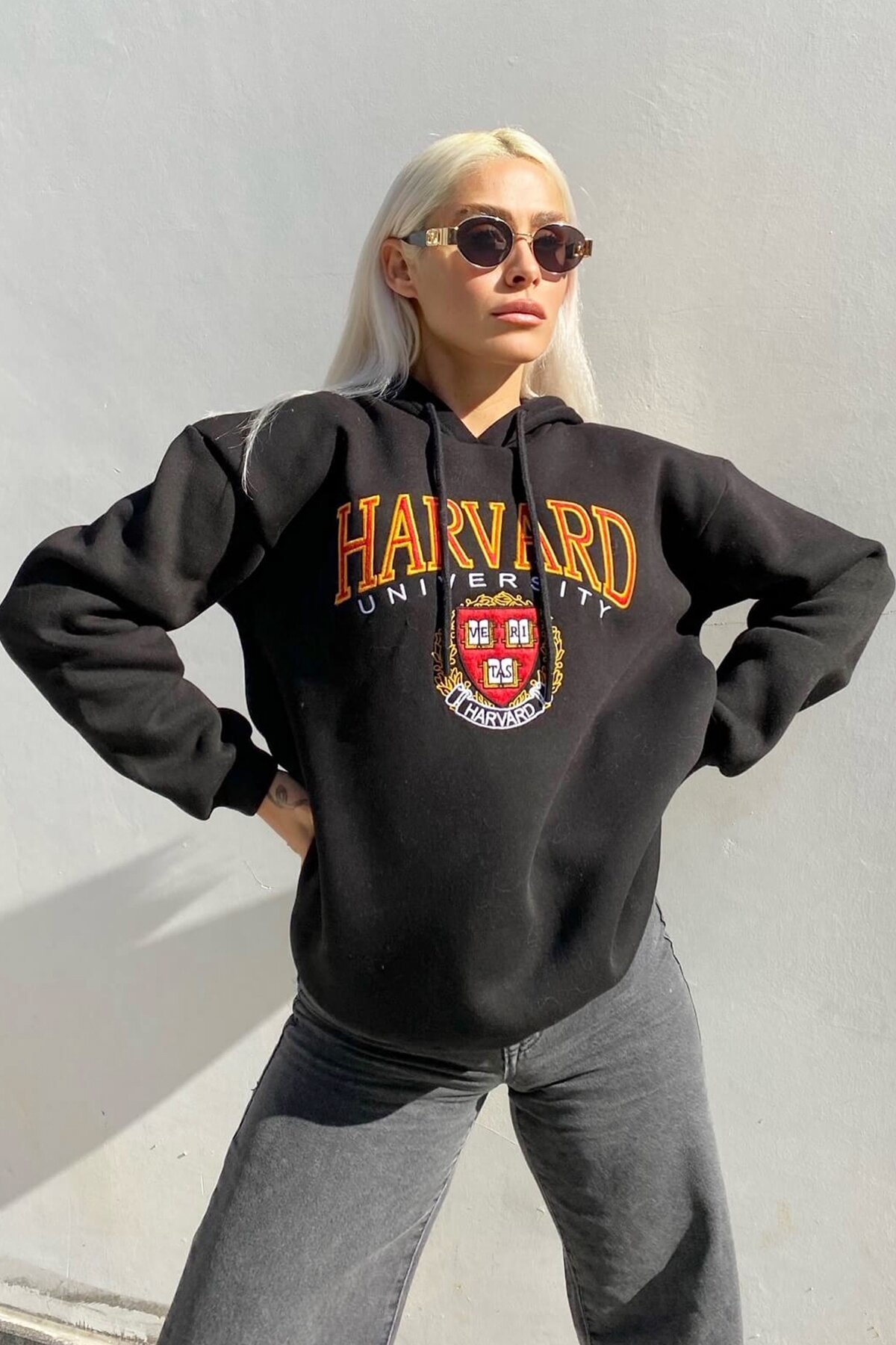 Siyah Hrvrd Nakışlı Bisiklet Yaka İçi Pamuklu Kadın Sweatshirt - 3