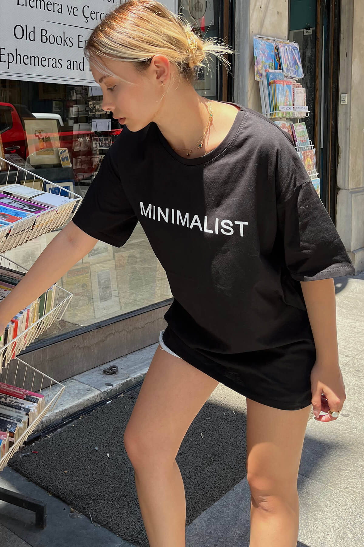 Siyah Minimalist Baskılı Bisiklet Yaka Tshirt - 3