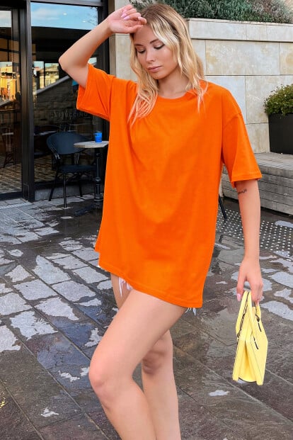 Turuncu LA Sırt Baskılı Oversize Kadın Tshirt - 4