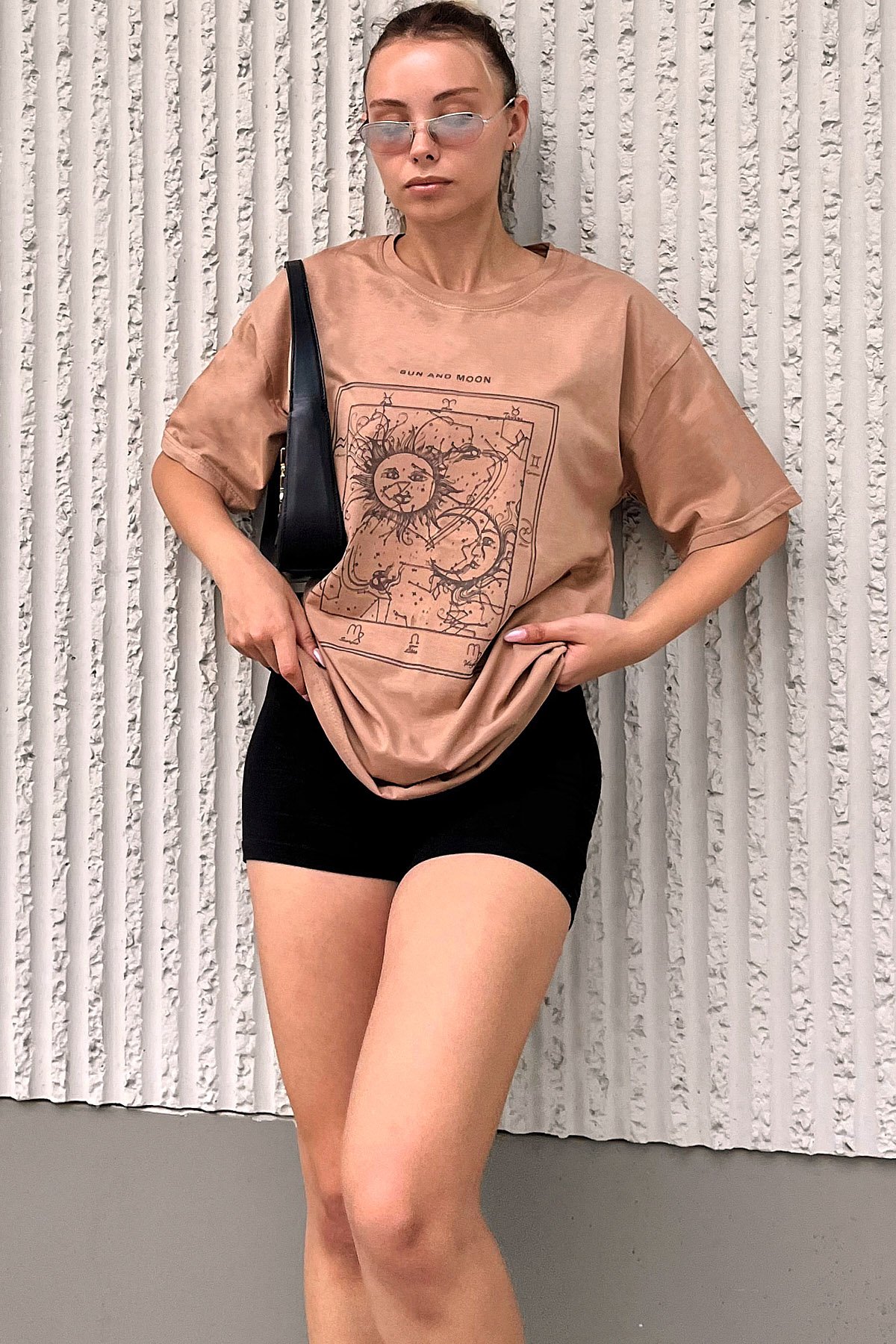 Vizon Sun And Moon Baskılı Oversize Kadın Tshirt - 3