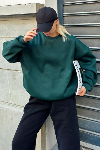 Yeşil Oversize Basic Bisiklet Yaka İçi Polarlı Kadın Sweatshirt - 1