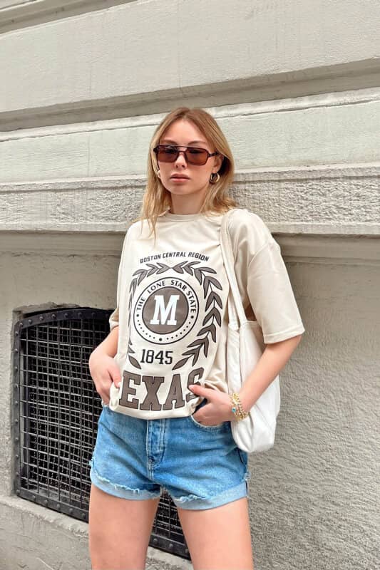 Bej Texas Baskılı Oversize Kadın Tshirt - SWİST (1)