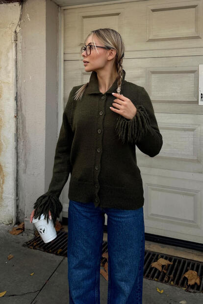 Haki Kol Ucu Püskül Detay Polo Yaka Kadın Triko Hırka - 3