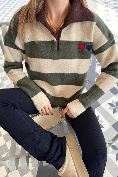 Haki Polo Yaka Garnili Kalın Çizgili Kalp Nakışlı Kadın Triko Kazak - 5