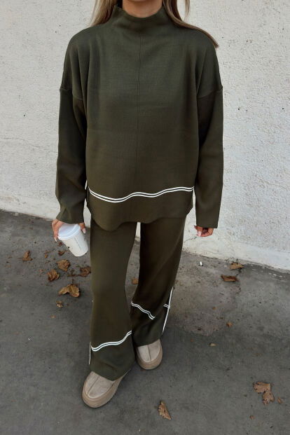 Haki Step Şerit Detaylı Dik Yaka Arkası Uzun Kazak-Pantolon Kadın Triko Alt Üst Takım - 4