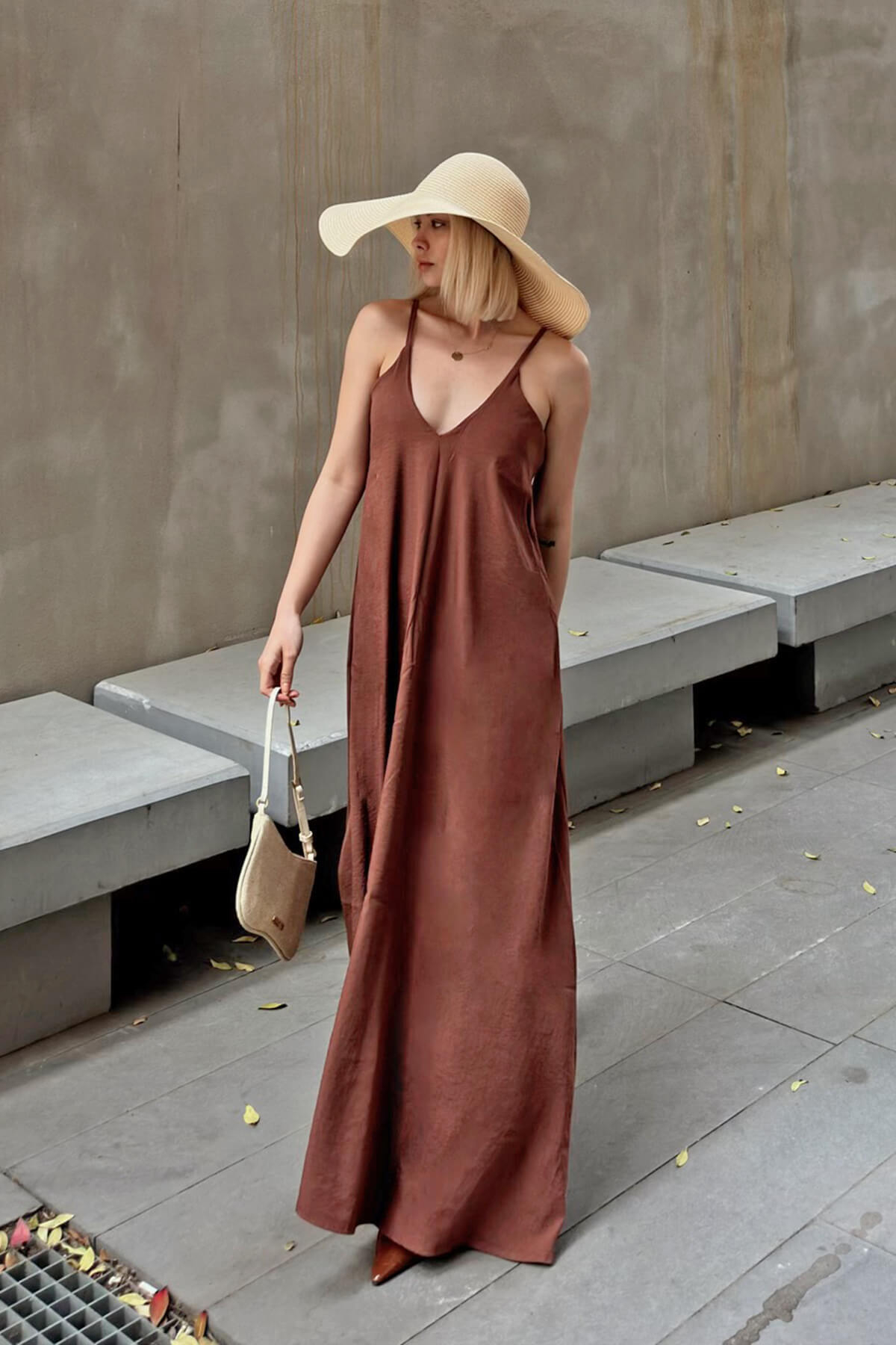 Kahverengi Askılı Relaxed Salaş Kadın Keten Midi Elbise - 2