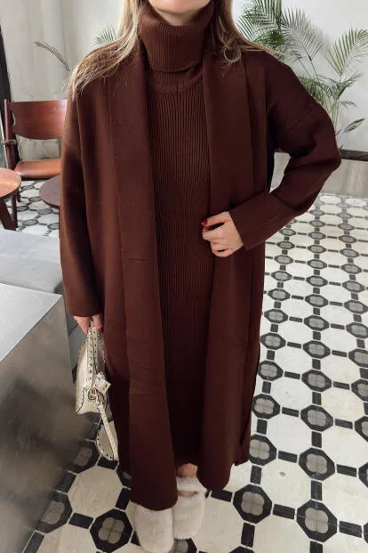 Kahverengi Balıkçı Yaka Sıfır Kol Midi Elbise-Hırka Kadın Triko Takım - 4