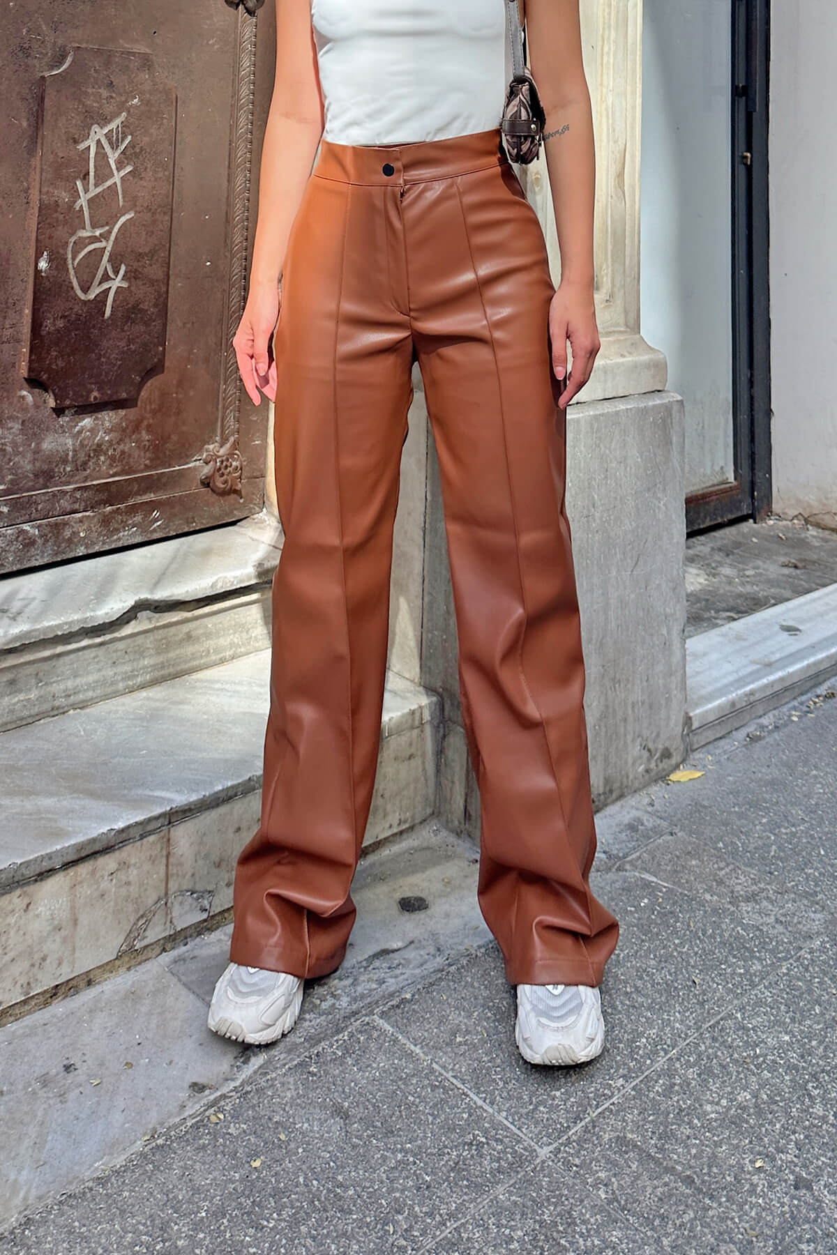 Kahverengi Leather Çimalı Yüksek Bel Geniş Paça Kadın Suni Deri Pantolon - 4