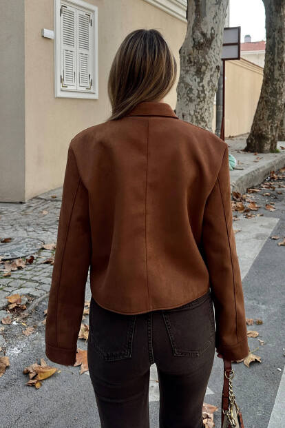 Kahverengi Süet Polo Yaka Düğme Kapamalı Kadın Crop Mont - 5