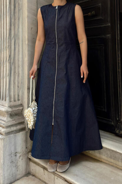 Lacivert Tam Fermuarlı Sıfır Kol Kadın Denim Midi Elbise - 4