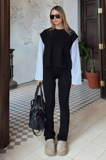 Siyah Bisiklet Yaka Beyaz Kol Garnili Kadın Crop Sweat - 2