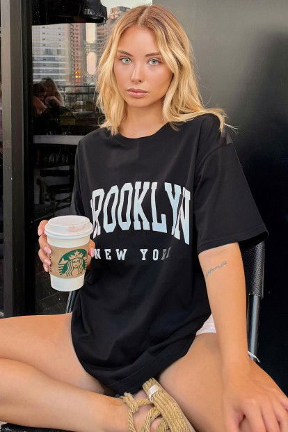 Siyah Brooklyn Baskılı Oversize Kadın Tshirt - 2