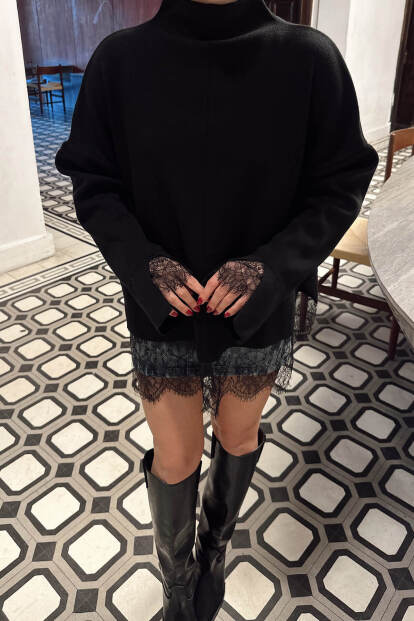 Siyah Dantel Detaylı Dik Yaka Kadın Triko Kazak - 4