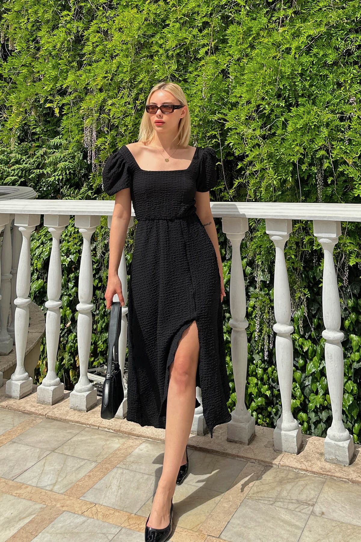 Siyah Sırt Çapraz Bağlamalı Karpuz Kol Yırtmaçlı Kadın Midi Elbise - 3