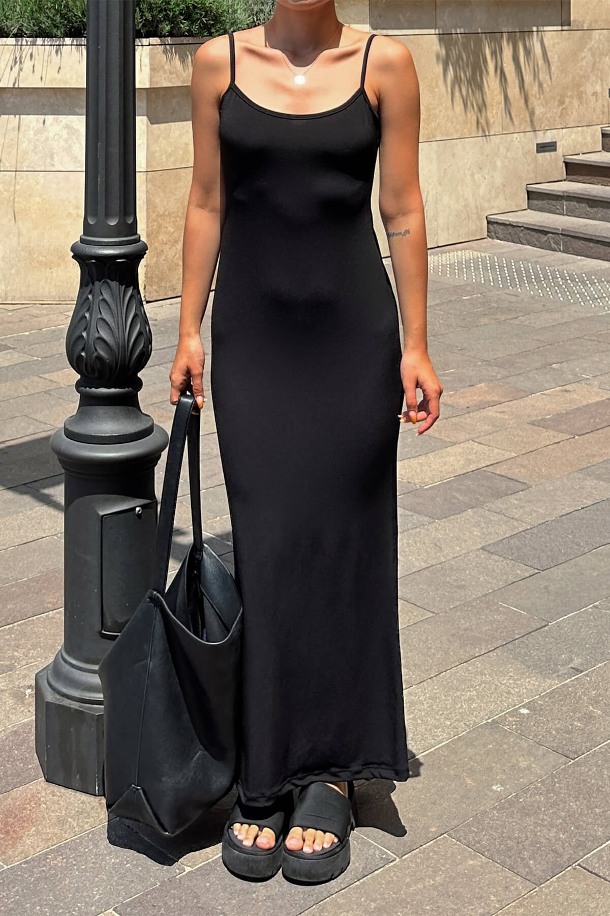 Siyah Valeria İp Askılı Sırt Dekolteli Kadın Midi Elbise - 5