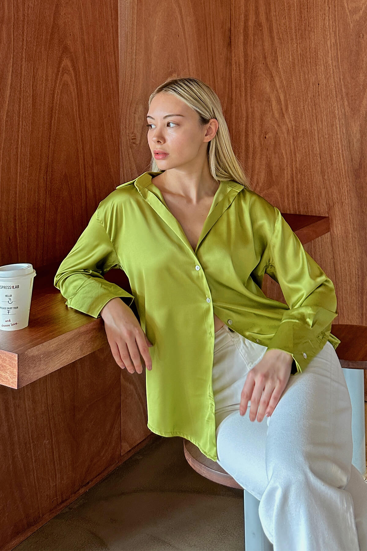 Yağ Yeşili Duble Manşet Hafif Dökümlü Kadın Saten Gömlek - 2
