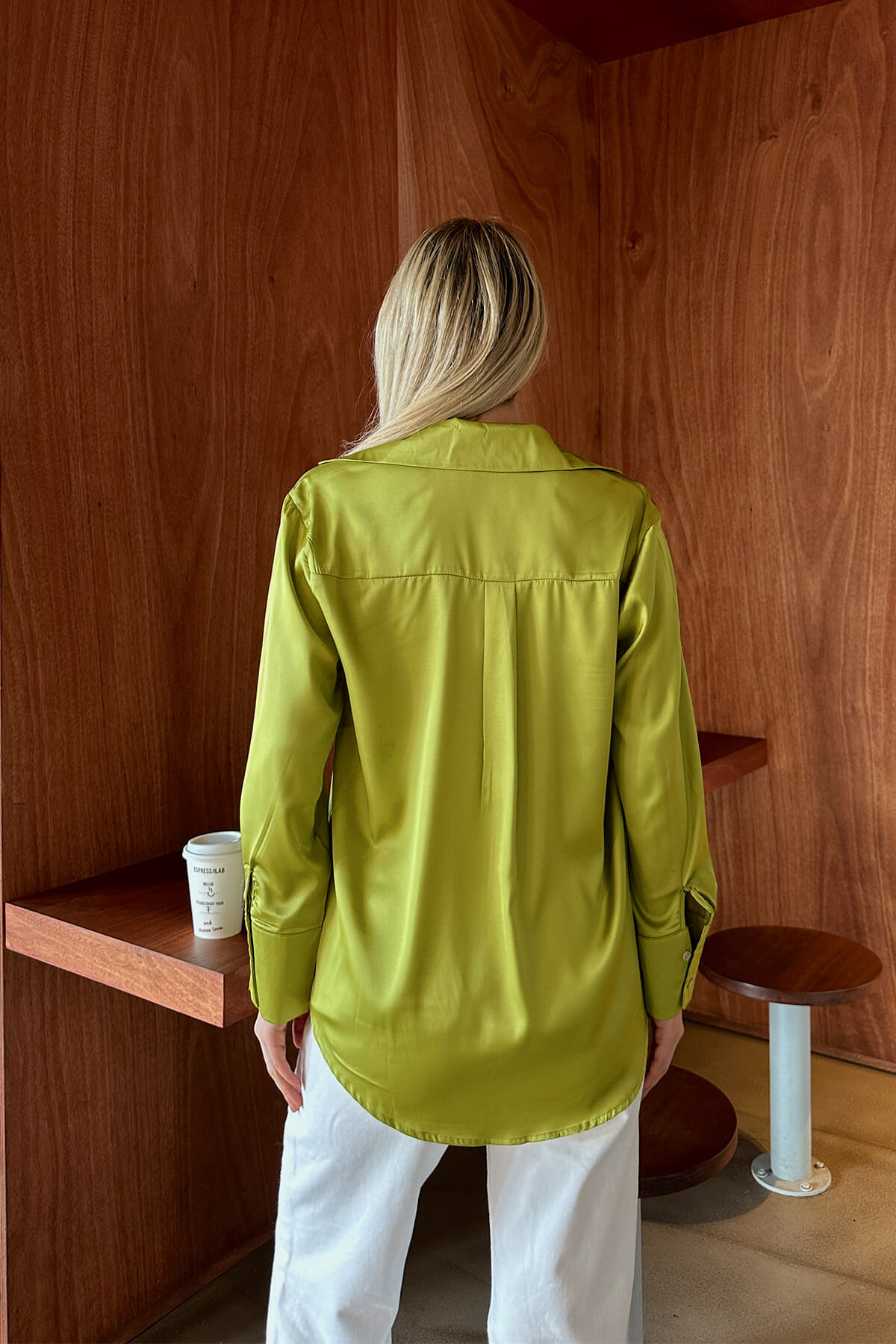 Yağ Yeşili Duble Manşet Hafif Dökümlü Kadın Saten Gömlek - 5